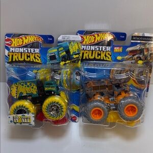 Hot Wheels Monster Trucks - Green and Orange Set